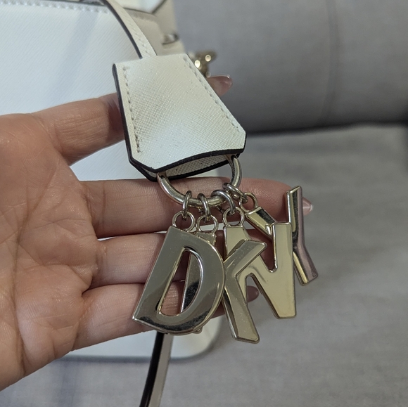 NEW DKNY White Gold Paige Genuine leather Medium Satchel, with convertible strap - Picture 6 of 14